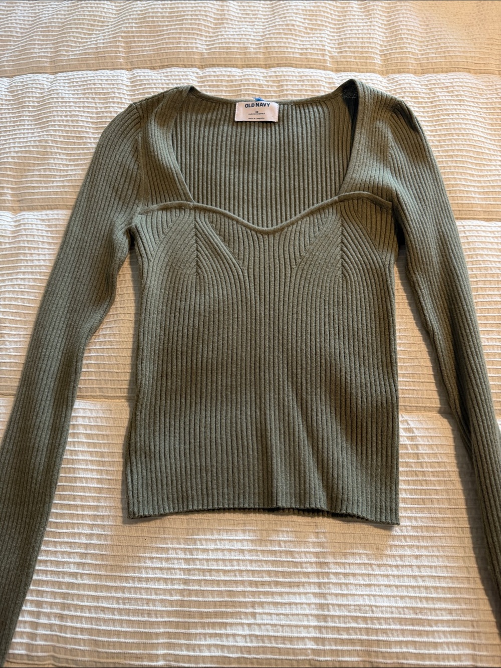 Old Navy Olive Ribbed Long-Sleeve Sweetheart Neck Top